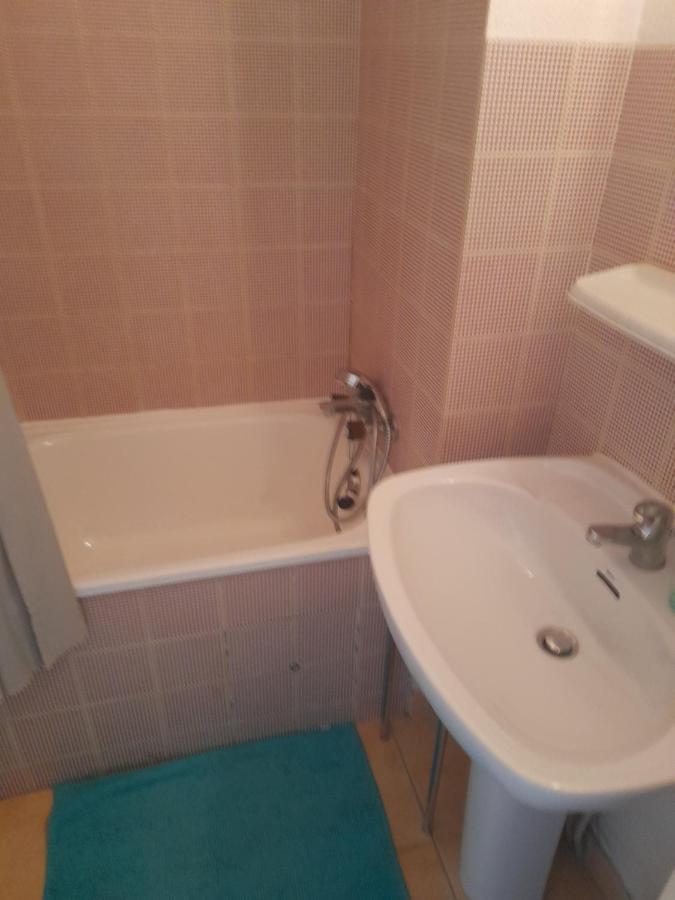 Logement Calme Proche Mer, 4 Personnes, St Aygulf Fréjus Екстериор снимка