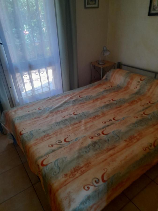 Logement Calme Proche Mer, 4 Personnes, St Aygulf Fréjus Екстериор снимка