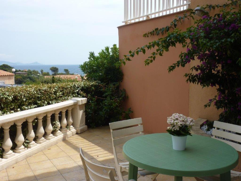 Logement Calme Proche Mer, 4 Personnes, St Aygulf Fréjus Екстериор снимка